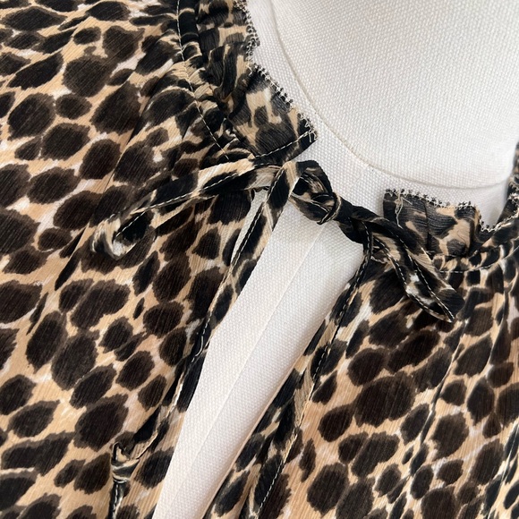Leopard Ruffle Tie-Neck Top, a sleeveless blouse - Picture 5 of 5